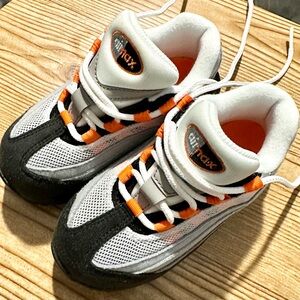 Nike Kids Sneakers - AirMax 95 Recraft Black, White, and Orange(Mandarin)